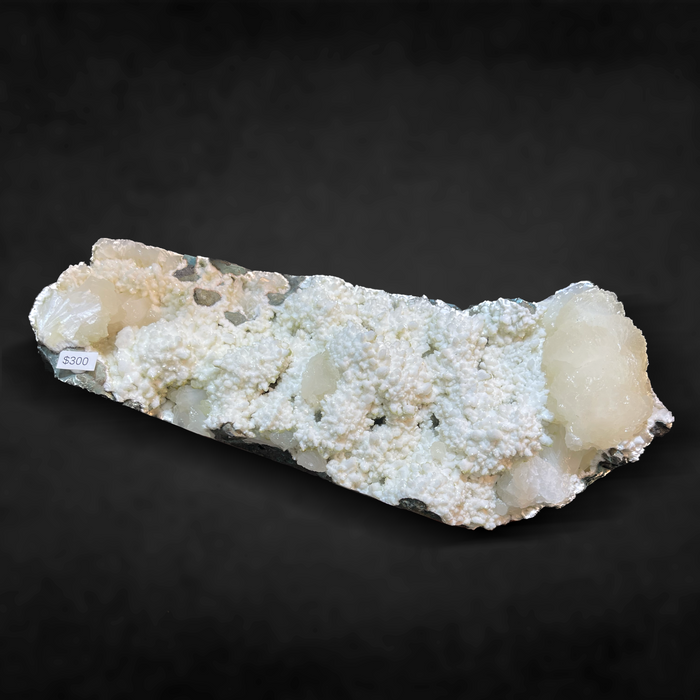 STILBITE ON HEULANDITE